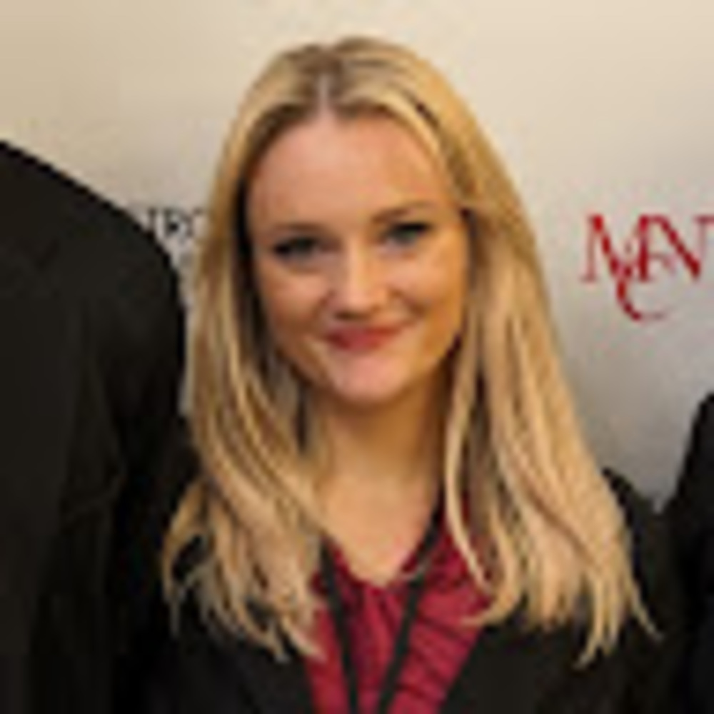 Meet your Posher, Cassandra